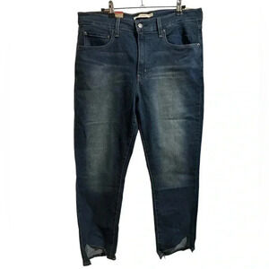 Women’s Levi’s 724 High Rise Slim Straight Crop Jeans Size 32